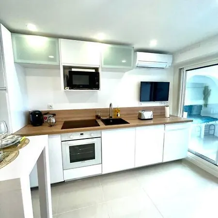 Vue Port Design, Neuf Et Confort Proche Plage * אגדה