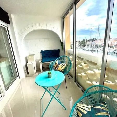 Vue Port Design, Neuf Et Confort Proche Plage *